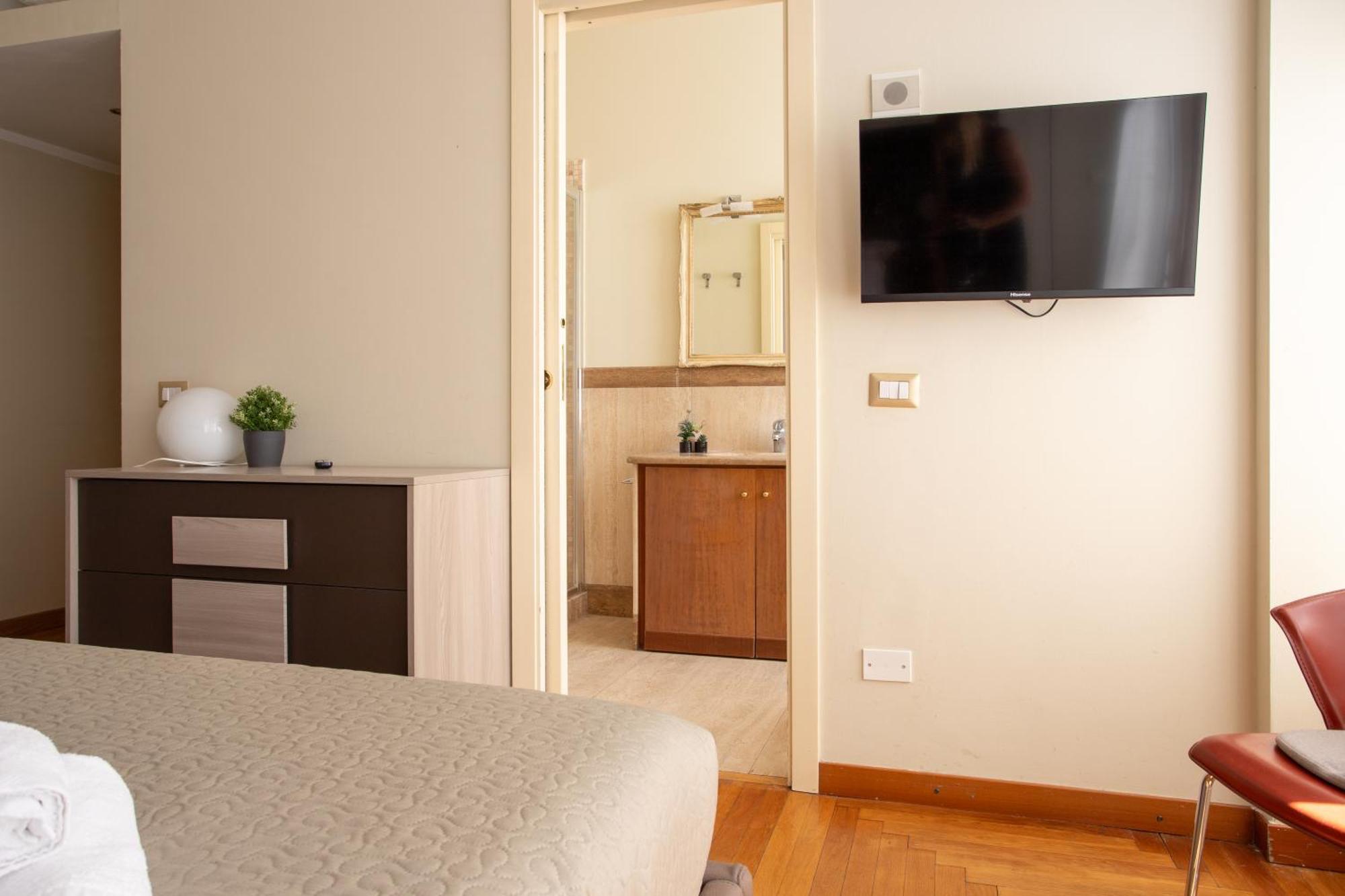 Apartment Exclusive In Station - Duomo 5 In Minutes *