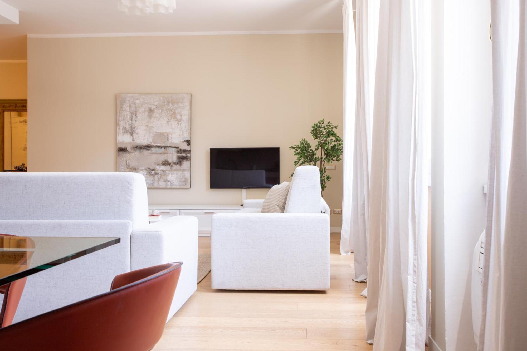 Apartment Exclusive In Station - Duomo 5 In Minutes *